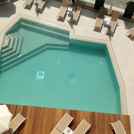 莱蒂齐亚别墅酒店