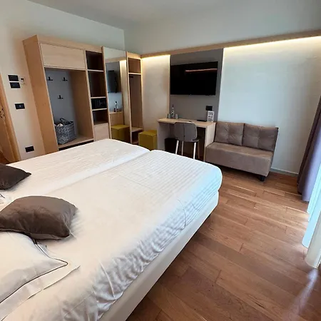 莱蒂齐亚别墅酒店 巴多利诺