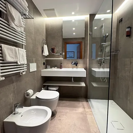 莱蒂齐亚别墅酒店 酒店 巴多利诺