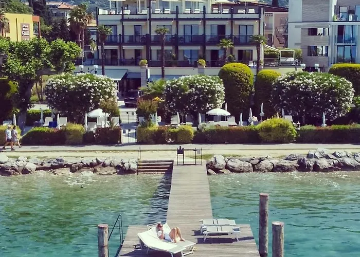 Letizia Hotel 3*